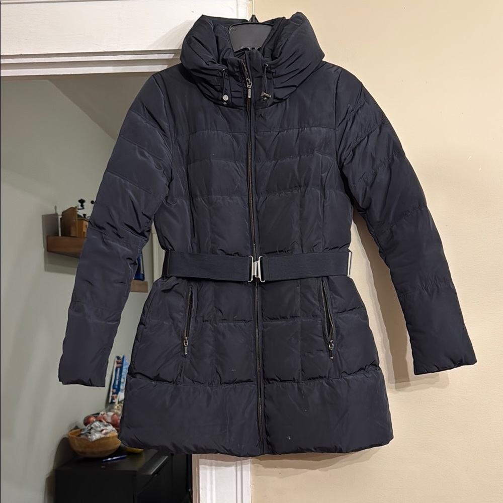 Zara Puffer Jacket with Fitted Silhouette